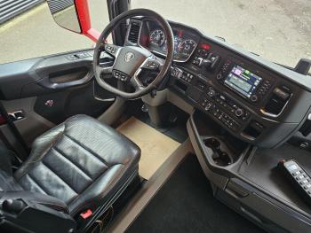 R520 V8 6x2/4 / EPSILON CRANE + HOOKLIFT